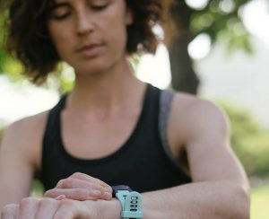 montre-connectee-fitbit-garmin-coach-sportif-metz